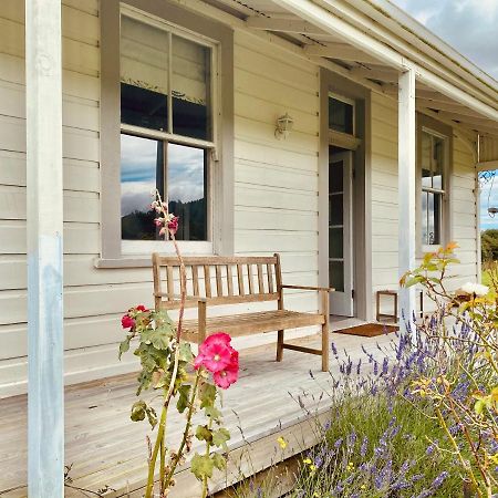 Saffron Cottage Manakau ภายนอก รูปภาพ
