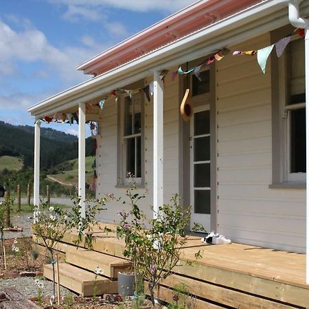Saffron Cottage Manakau ภายนอก รูปภาพ