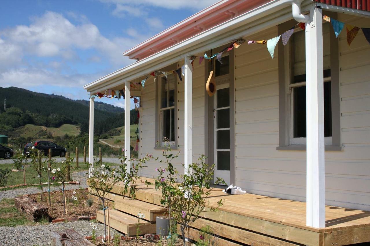 Saffron Cottage Manakau ภายนอก รูปภาพ